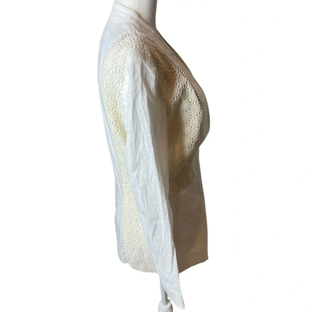 Elie Tahari Women’s Linen Blazer, White with cream crochet, NWT, Size 2 crisp